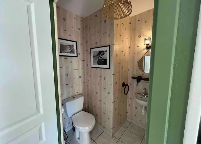 Maison - Velos - Baby-foot - Barbecue *