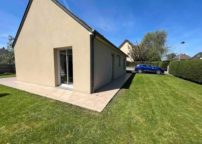 Maison - Velos - Baby-foot - Barbecue *