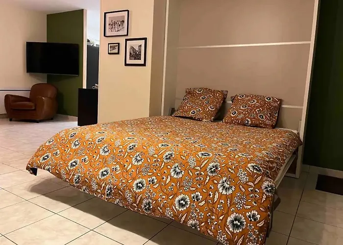 Maison - Velos - Baby-foot - Barbecue