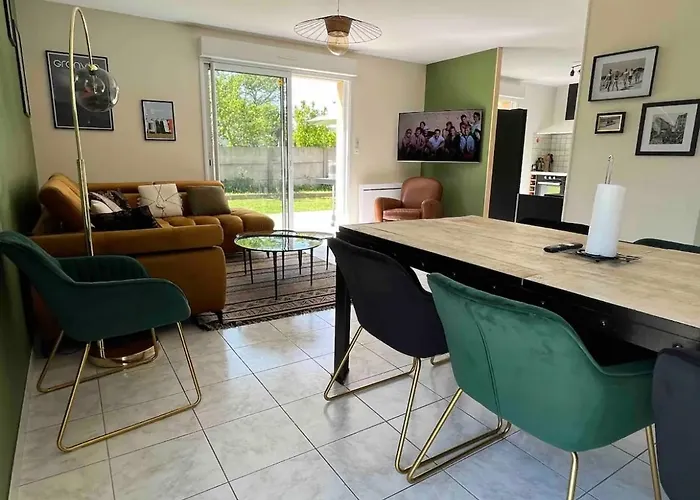 Maison - Velos - Baby-foot - Barbecue Granville